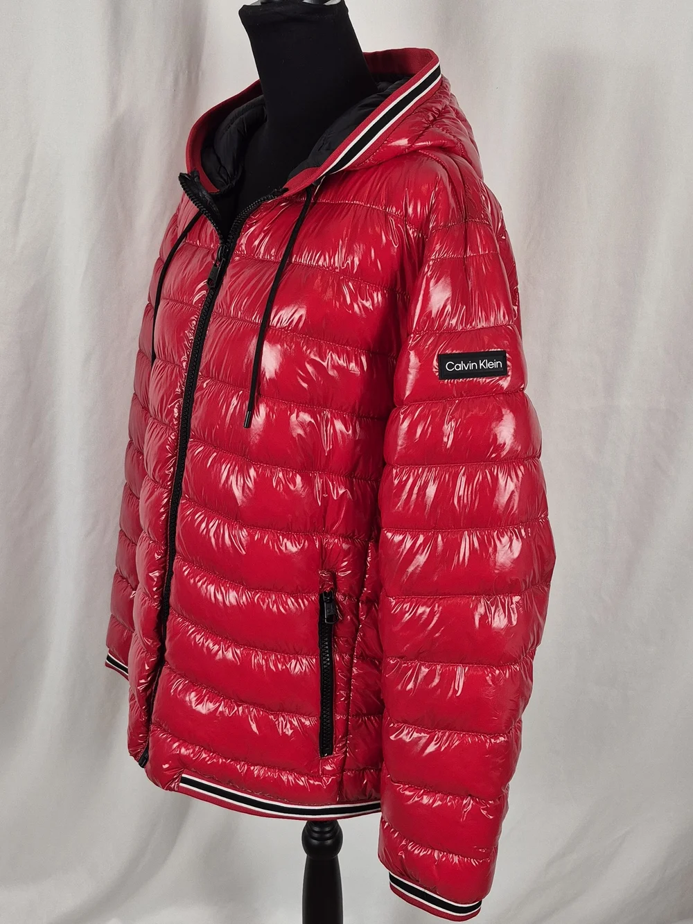 Calvin Klein Men's Hooded Red Super Shine Puffer Jacket - Size XL